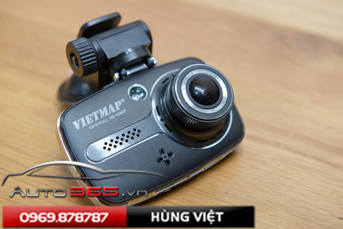 Xe ford lắp đặt VietMap B70 bạn đồng hành trên mỗi cung đường.